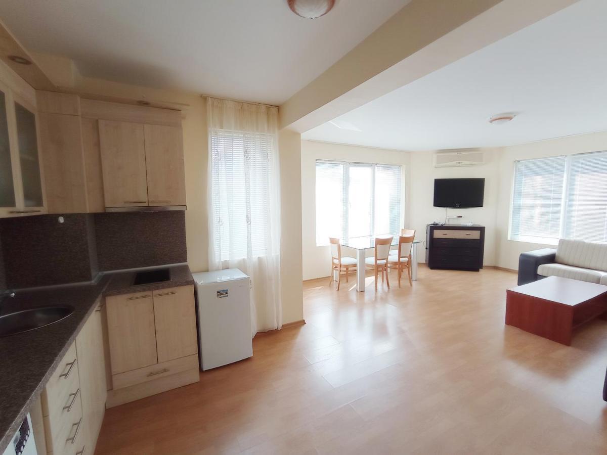 Dom-El Real Apartments 4 - Светий Влас Екстер'єр фото