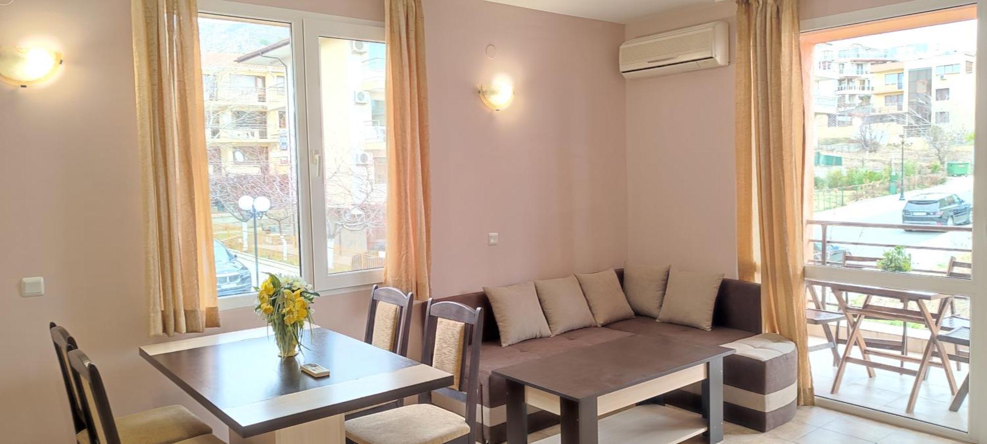 Dom-El Real Apartments 4 - Светий Влас Екстер'єр фото